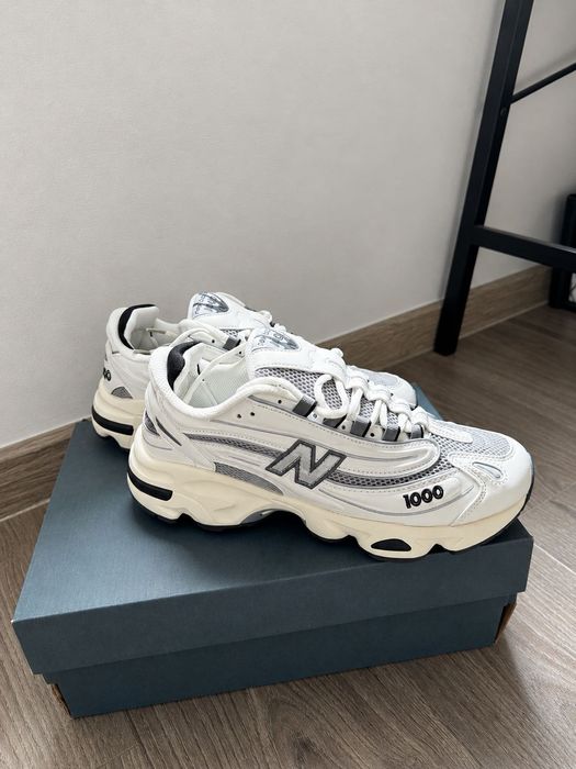 New Balance 1000