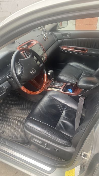Продам Тойота Камри 35  европеец