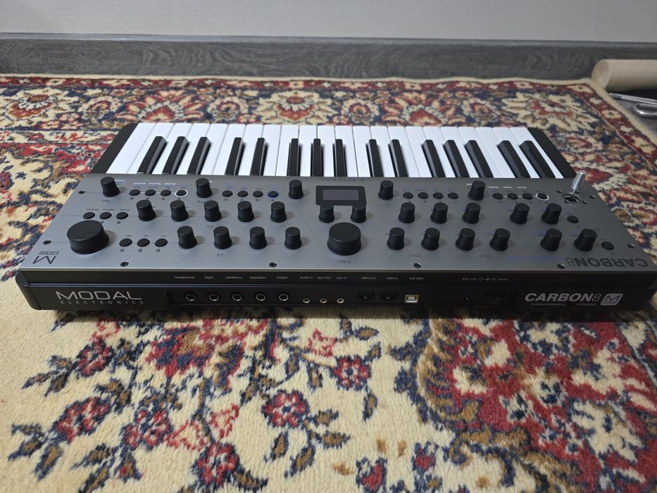 Продам модульный синтезатор