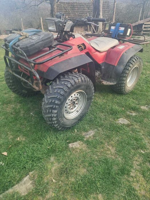 Vând atv honda trx 4x4 transmisie manuala și grupuri cu cardane față și spate adus personal din Anglia .