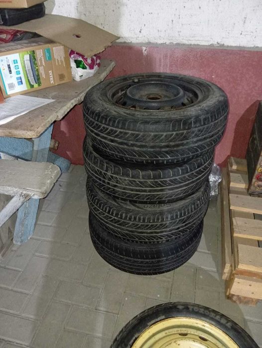 Продам шины с дискамм в комплекте