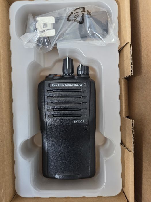 Statie Radio - Vertex