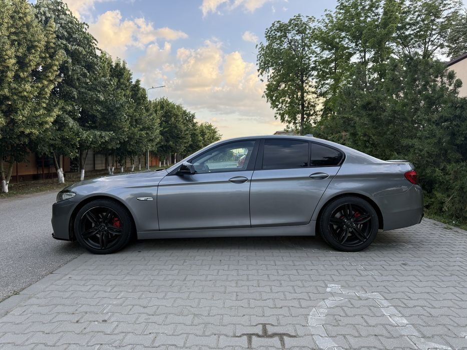 BMW 520d automat pachet M navi mare cutie cobra