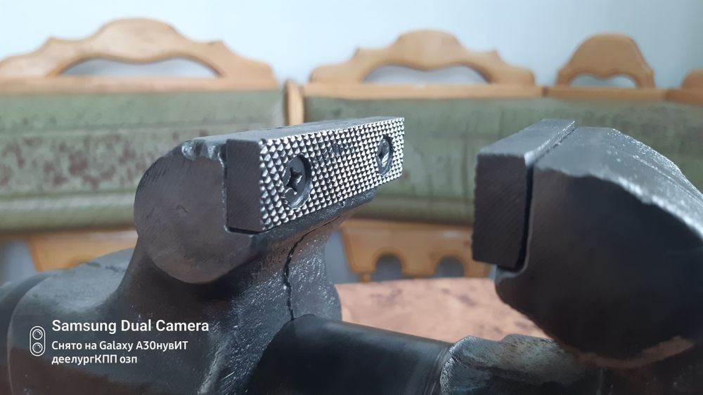 тиски СССР новые