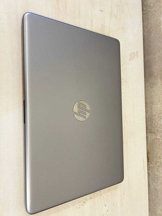 HP kompyuter 8/256gb