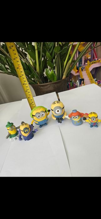 Lot monioni figurine