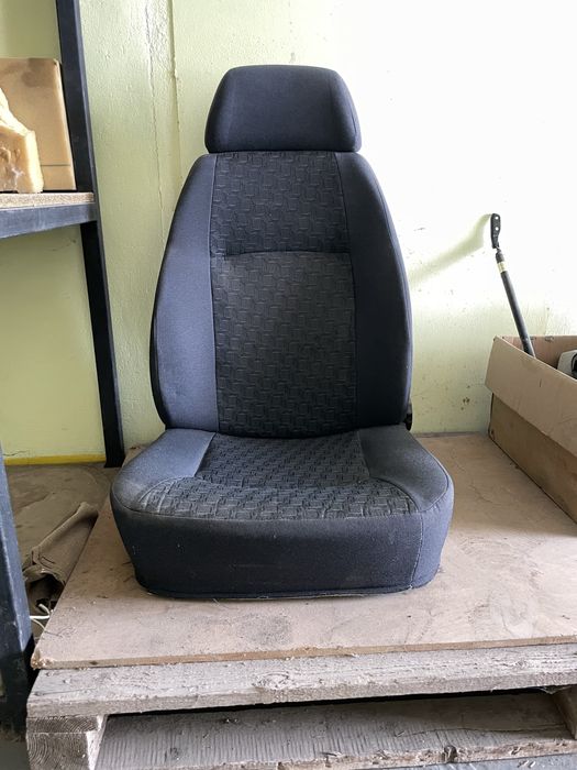 Продам сиденье.