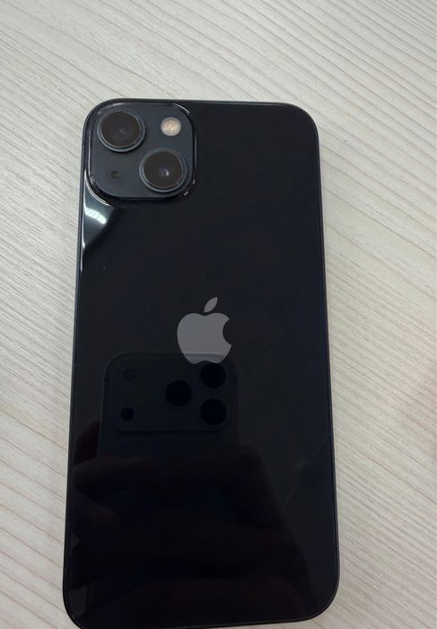 Продам Айфон 13 на 128gb