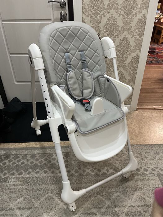 Стульчик для кормления детский