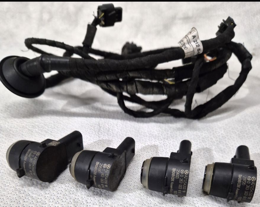 Сензор,сензори парктроник задна броня ,мерцедесW212  седан 2009г