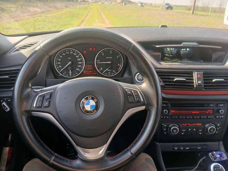 Vând BMW X1 2.0 AN 2014