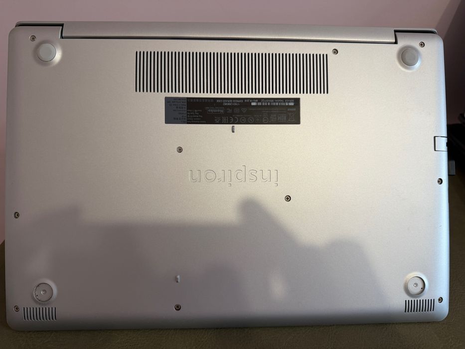 Лаптоп Dell Inspiron 16Gb RAM, 1 TB SSD + подарък нова мишка