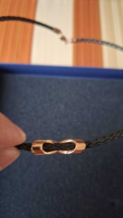 Swarovski Cross Signature lant piele, pandantiv aur roz cristale negre