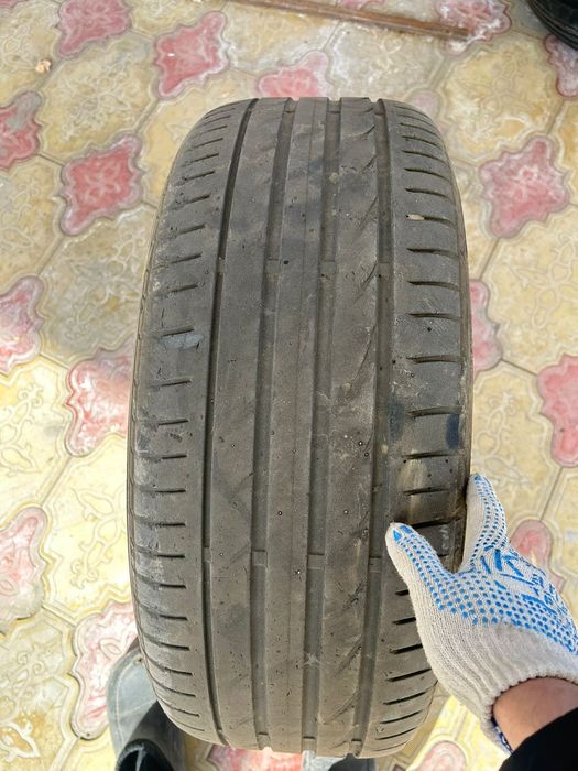 Покрышка р19 средний состояние