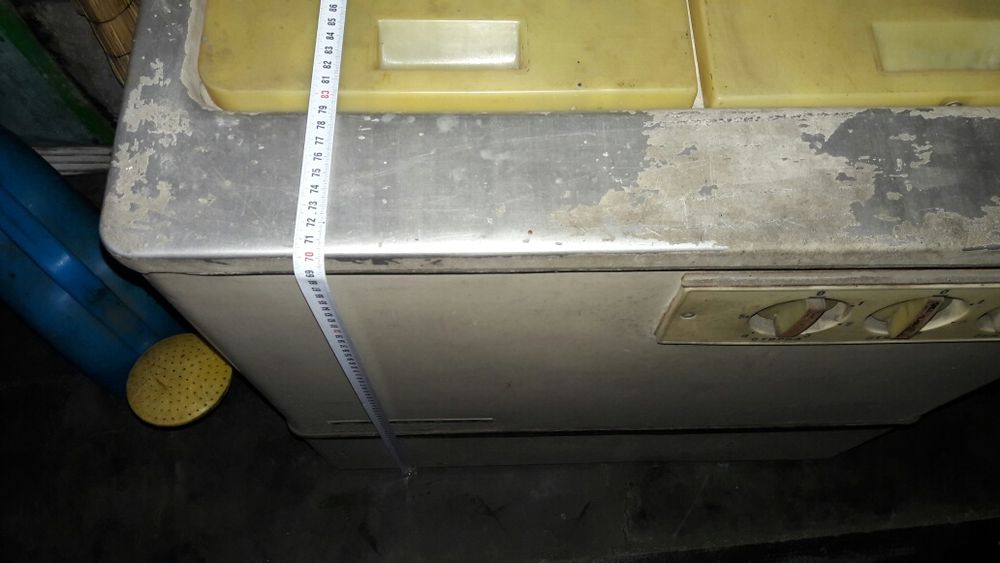 Продаю стиральную машину