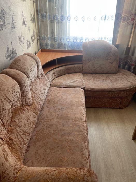 Продам диван , самовывоз