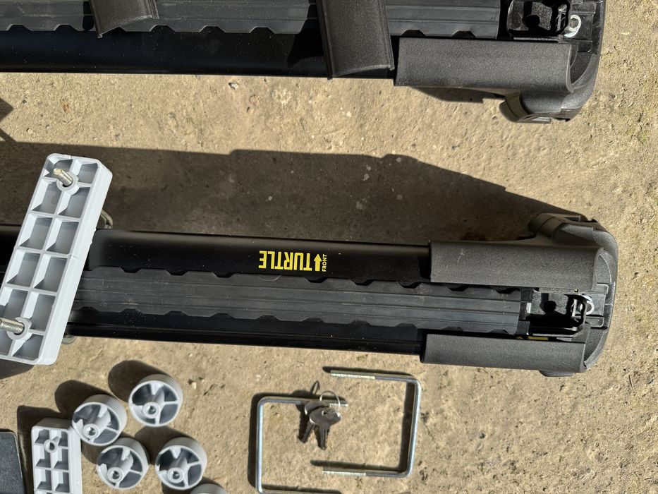 Продается авто бокс с рейлингами