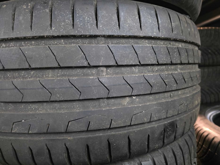 2бр Летни гуми 245 40 18 - Continental - DOT 2023