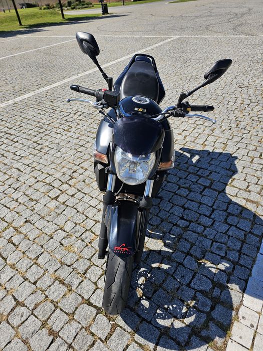 Suzuki GSR 600 Black RATE FIXE!
