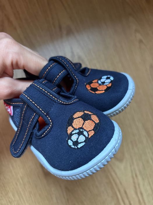 Детски пантофи Колев&Колев