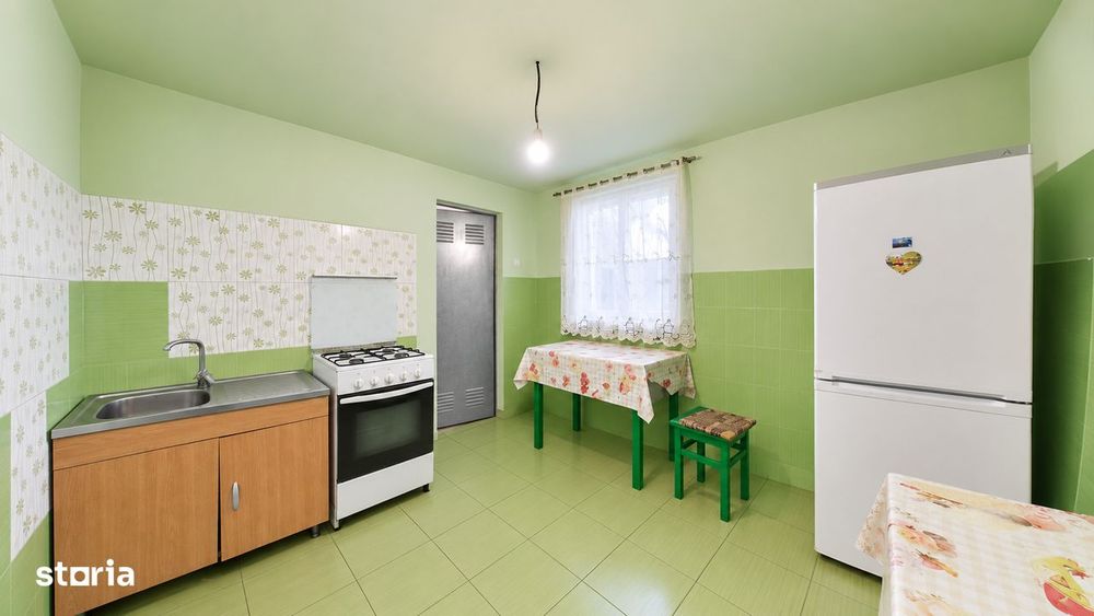 Casa noua cu 3 camere in Siria, 85 mp utili, teren 1.530 mp, livada si