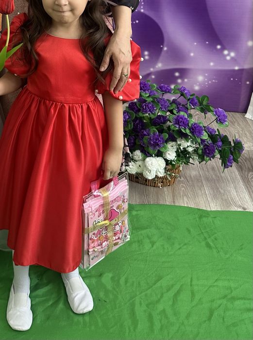 Продам платье один раз одевала