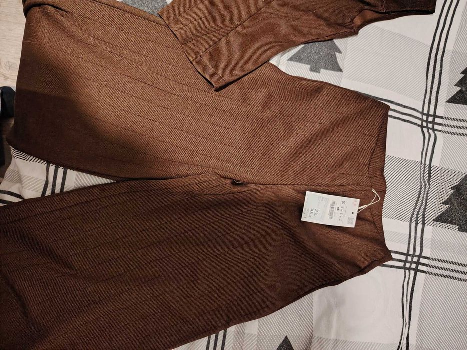 Нов костюм с елек Zara S