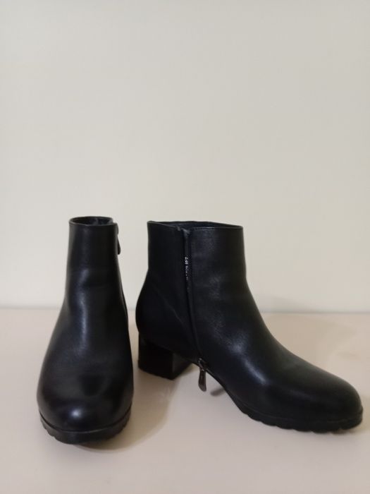 Полусапожки кожанные