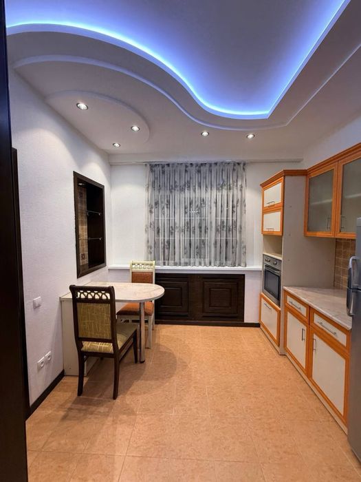 Квартира спец план 3 комнатная Юнусабадский