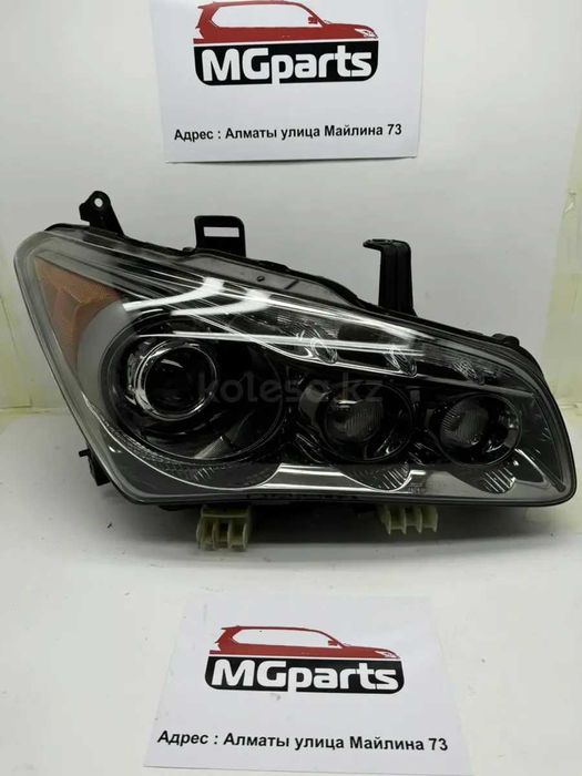 Фара б/у оригинал правая и левая от Infinite QX-56 9-18г