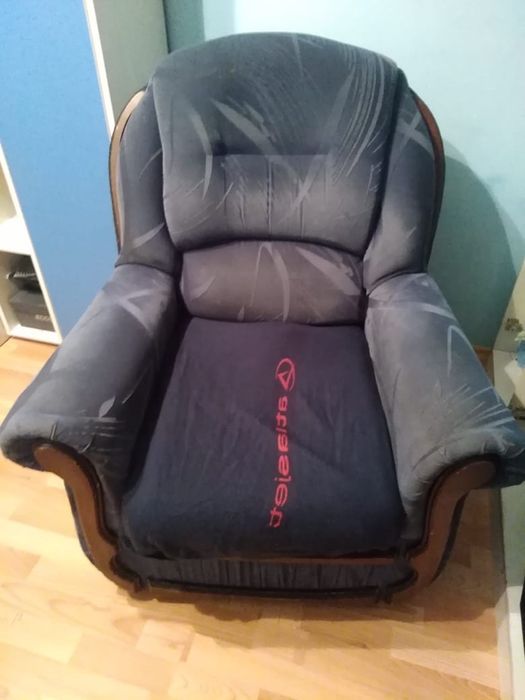 Диван тройка.