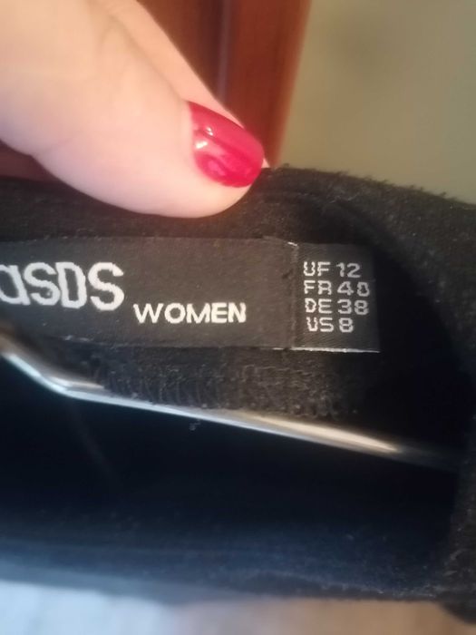 Безрукавка пума..  Ветровка