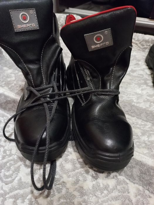 Продам ботинки зимние и осенние