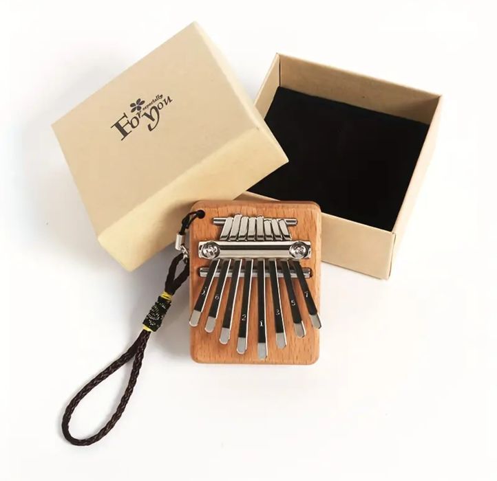 Мини Калимба 8 тона , преносимо пиано , джобен музикален инструмент