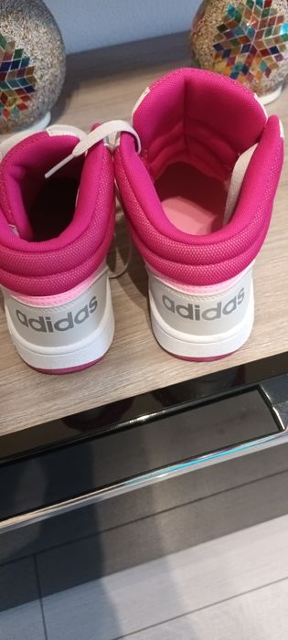 Papuci Adidas marimea 37,5