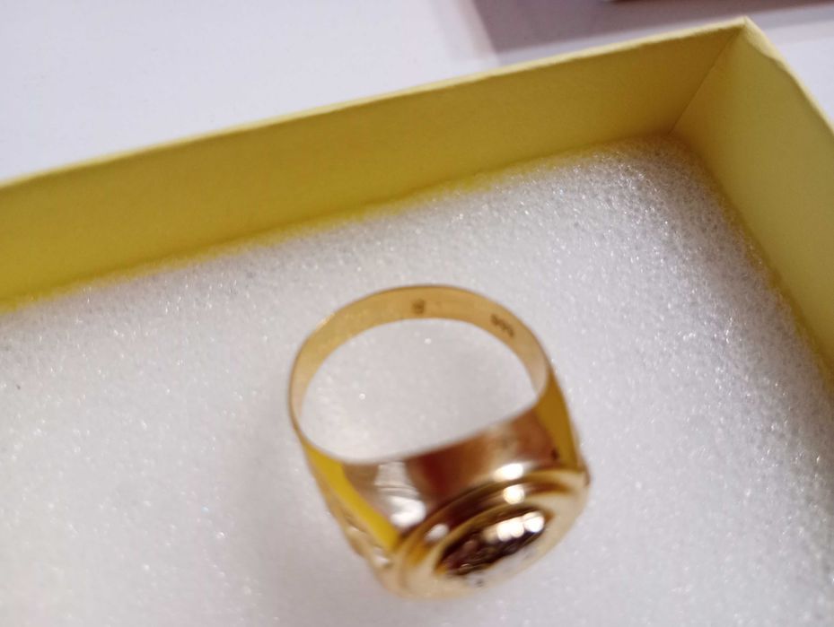 Златен Мъжки пръстен