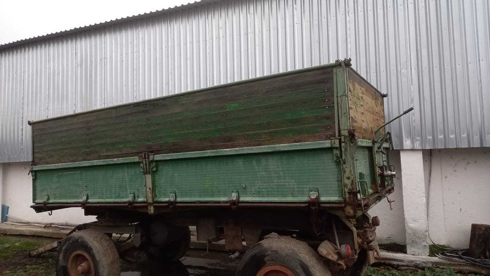 Remorca Agricola cu bazin de fibra