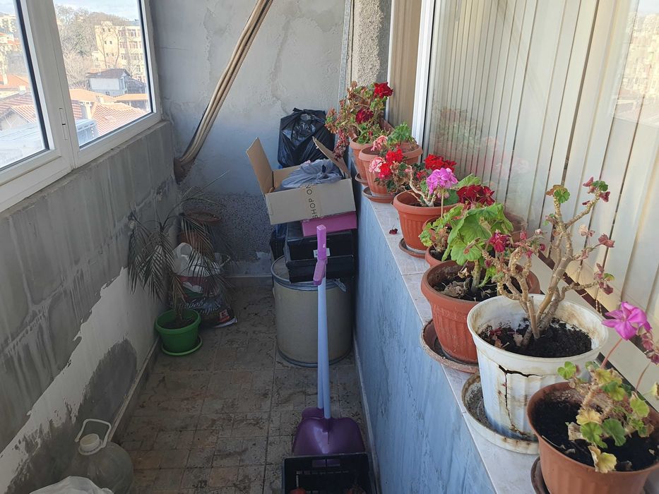 4ст+кухня,монолит,120кв.м.,ет.5,след осн.ремонт,Болницата