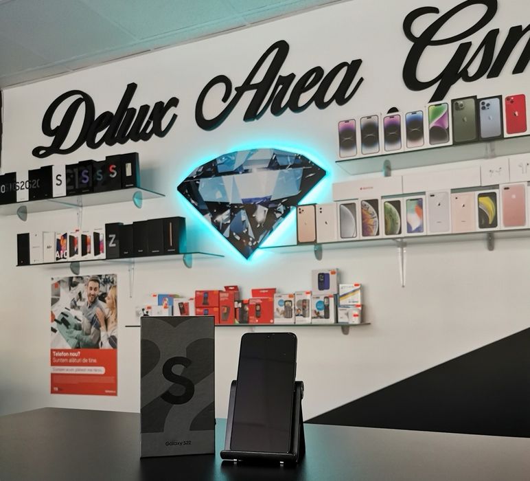 Samsung S22 / Black / 256 GB / NOU / DeluxGSM