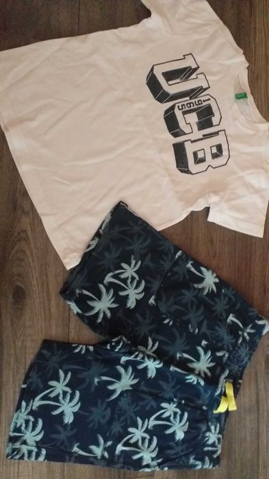 Детски спортни фирмени комплекти за 4-5 год.-25-40лв.за лот