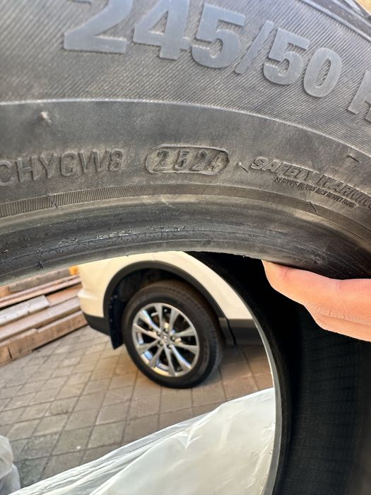 245/50 R18 Kumho Winterkraft WI32