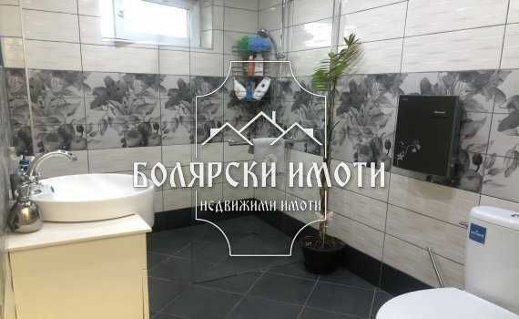 Дава се под наем Двустаен апартамент в Велико Търново, Център - 60 кв.м за 306 € - Снимка #6