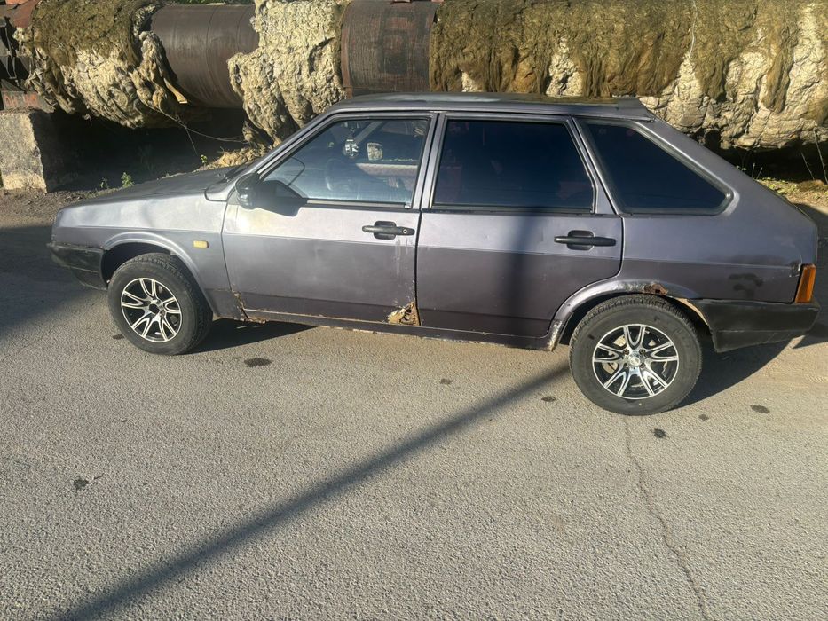 Продам ВАЗ 2109. Год 2001