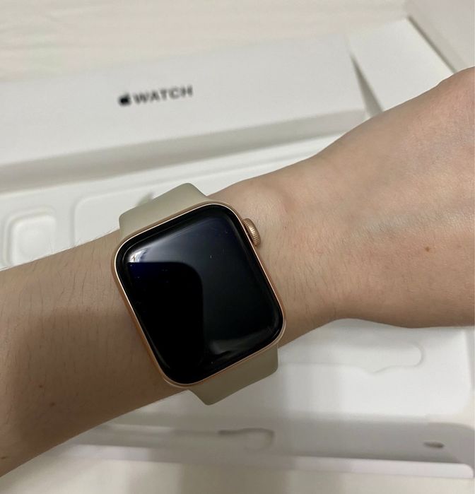Apple Watch SE 40 mm