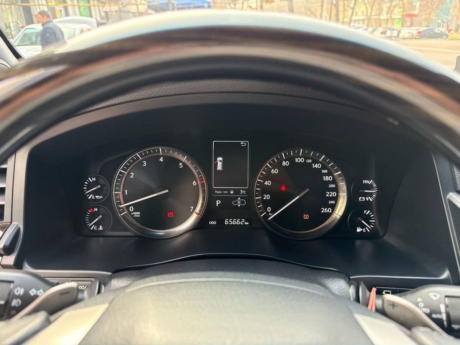 Lexus LX570 2019 — 5