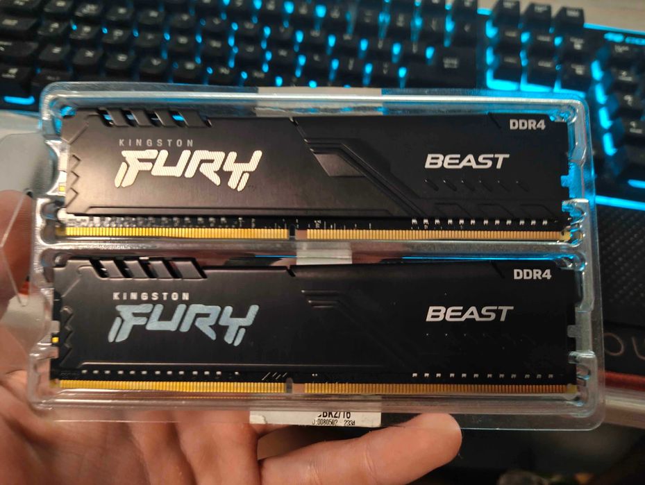 kinston fury beast DDR4 2x8 3200mhz и GTX 1650 msi low profile oc