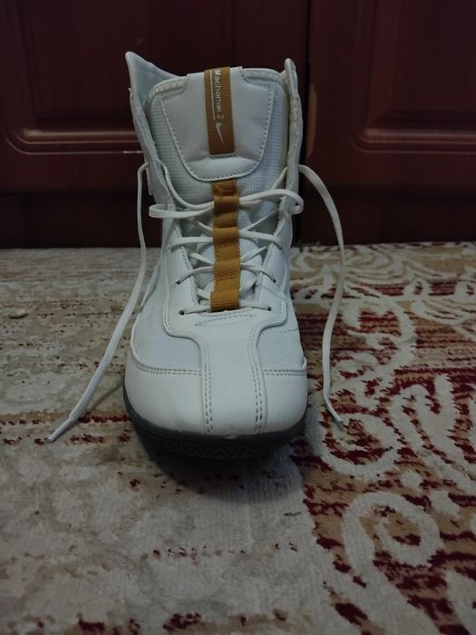 Боксерка, боксерская обувь