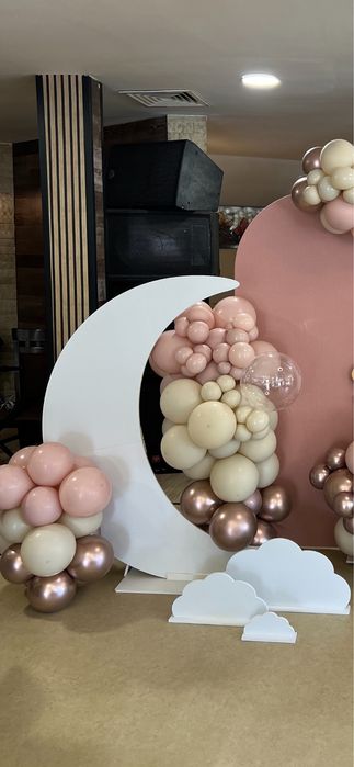 Продавам форма луна с 3 облачета