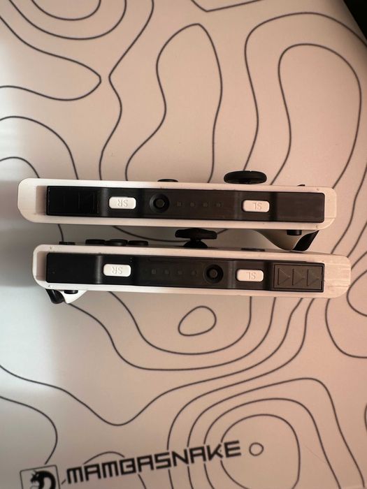 Продам прошитый Nintendo Switch OLED в отличном состоянии