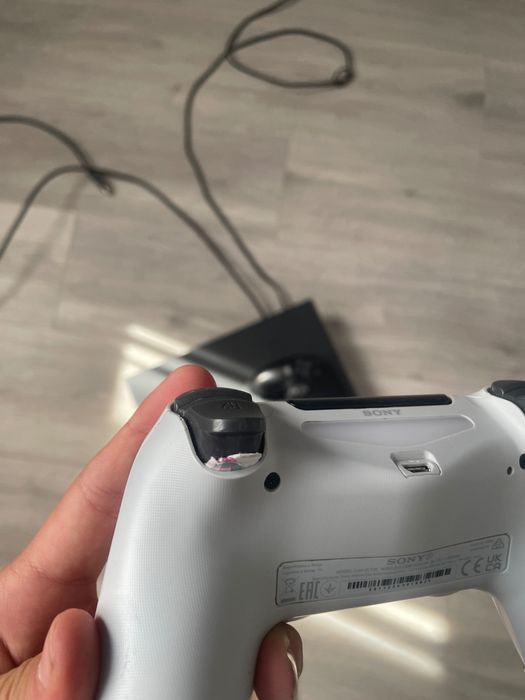 Ps4 pro 1 Tb cablu hdmi